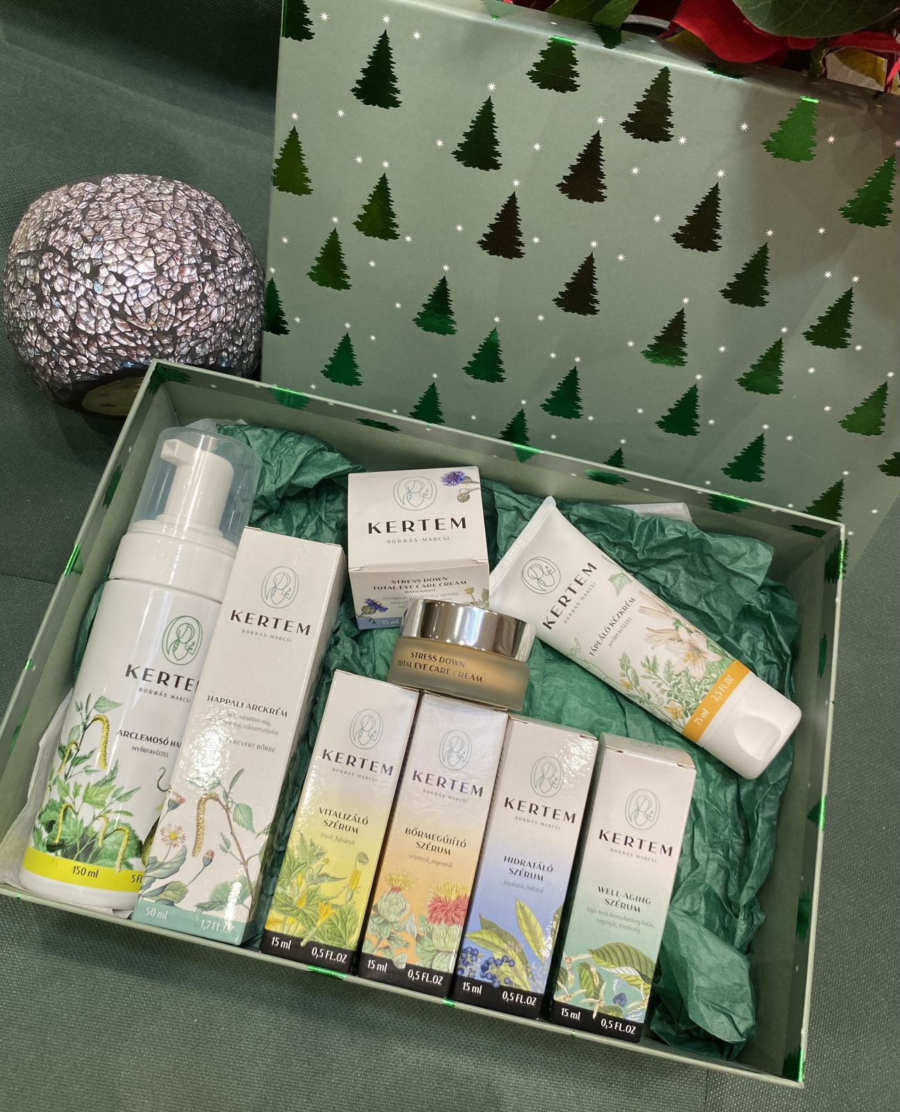 KERTEM DÍSZDOBOZ (NAGY)